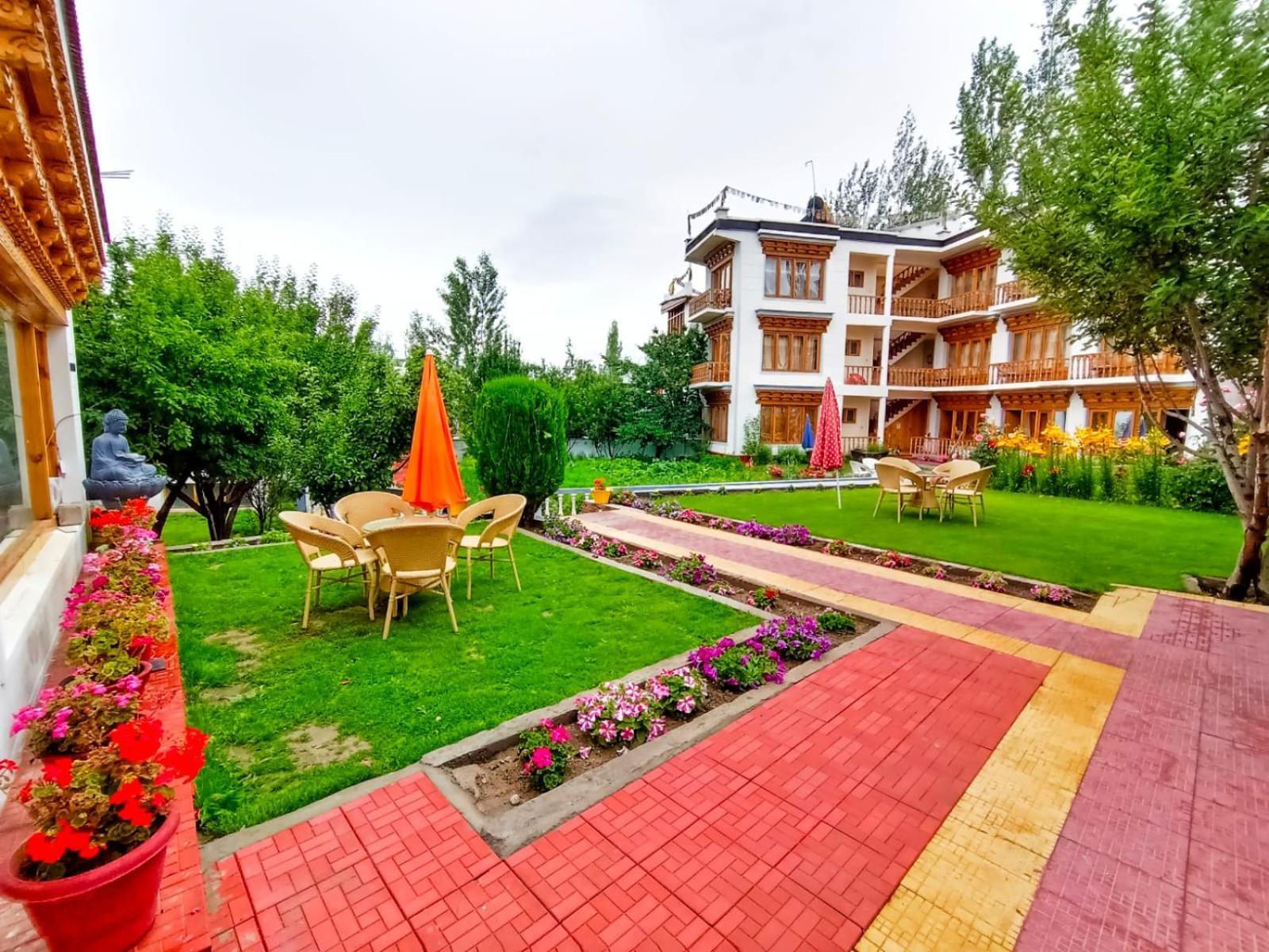 Hotel Kidar à Leh Extérieur photo